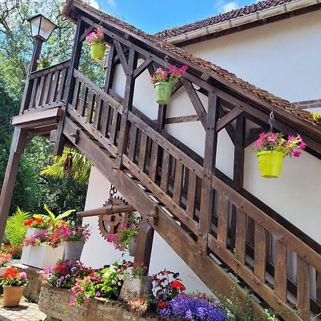 Gite Le Balcon Flaubert フォルジュ・レゾー エクステリア 写真