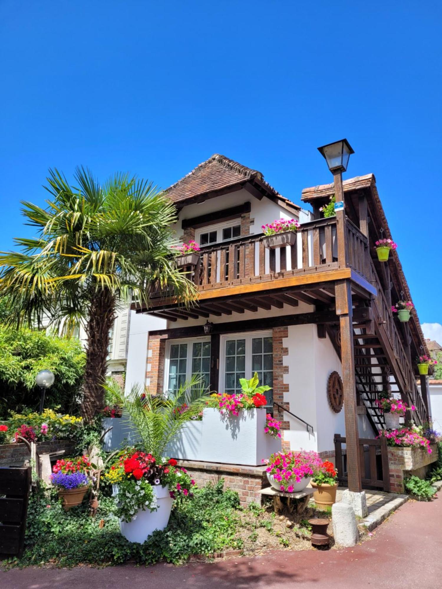 Gite Le Balcon Flaubert フォルジュ・レゾー エクステリア 写真